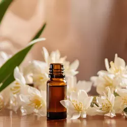 BIO vanilka od značky Green Plantation je 100% přírodní infusovaný olej o objemu 10 ml, který má zklidňující účinky.