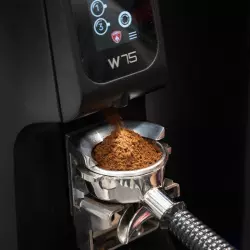 Mlýnek Eureka Atom W 75 černý je ideální volbou pro espresso bary, který nabízí precizní mletí kávy pro dokonalou chuť.