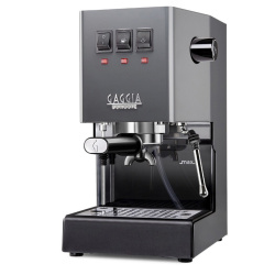 Domácí espresso kávovar Gaggia Classic EVO Industrial Grey při pohledu zešikma