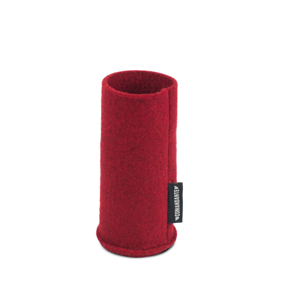 Třešňový obal na mlýnek Comandante C40 Felt Sleeve Třešňový obal na mlýnek Comandante C40 Felt Sleeve