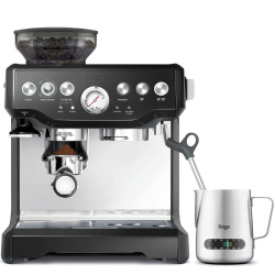 Pákový kávovar Sage The Barista Express BES875BKS v černém provedení