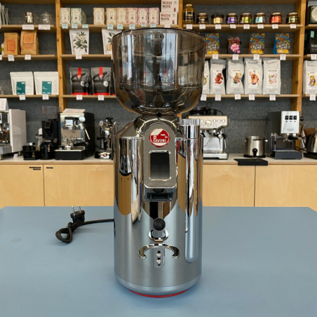 Bazarový kus espresso mlýnku La Pavoni Cilindro