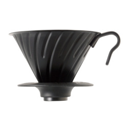 Ocelový dripper Hario V60-02 v matné černé barvě Ocelový dripper Hario V60-02 v matné černé barvě