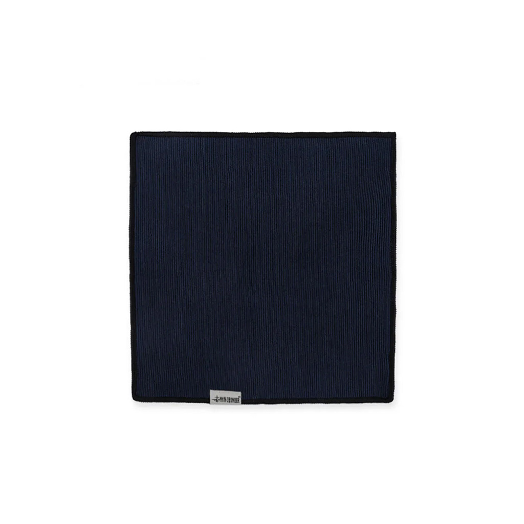 Tmavě modrá mikrovláknová utěrka MHW-3BOMBER Square Towel, 28 × 28 cm
