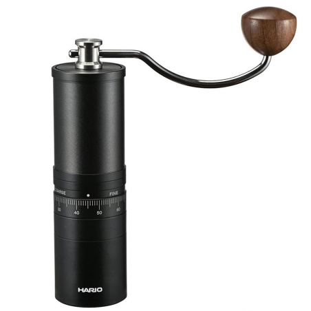 Ruční mlýnek Hario Coffee Grinder PRO v černé barvě, celkový pohled