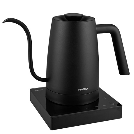 Elektrická konvice Hario Electric Kettle Lyra s husím krkem o objemu 800 ml, celkový pohled