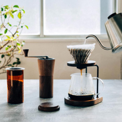 Horní víko ručního mlýnku Hario Coffee Grinder