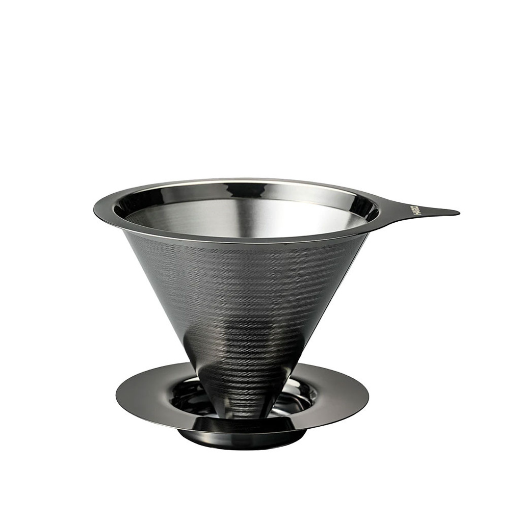 Kovový dripper Hario Double Mesh 02 v odstínu Metal Black, celkový pohled Kovový dripper Hario Double Mesh 02 v odstínu Metal Black, celkový pohled
