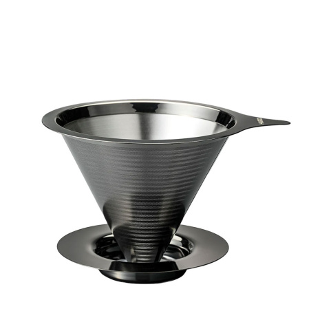 Kovový dripper Hario Double Mesh 02 v odstínu Metal Black, celkový pohled