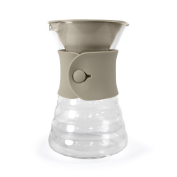 Karafa Hario V60 Drip Decanter 700 ml v pískovém odstínu, celkový pohled Karafa Hario V60 Drip Decanter 700 ml v pískovém odstínu, celkový pohled