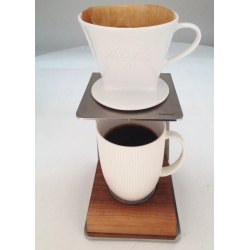 Stojan JoeFrex Filter Drip Station při pohledu shora Stojan JoeFrex Filter Drip Station při pohledu shora