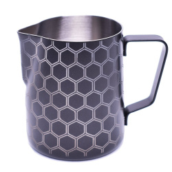 Konvička na mléko JoeFrex s motivem HONEYCOMB, celkově Konvička na mléko JoeFrex s motivem HONEYCOMB, celkově