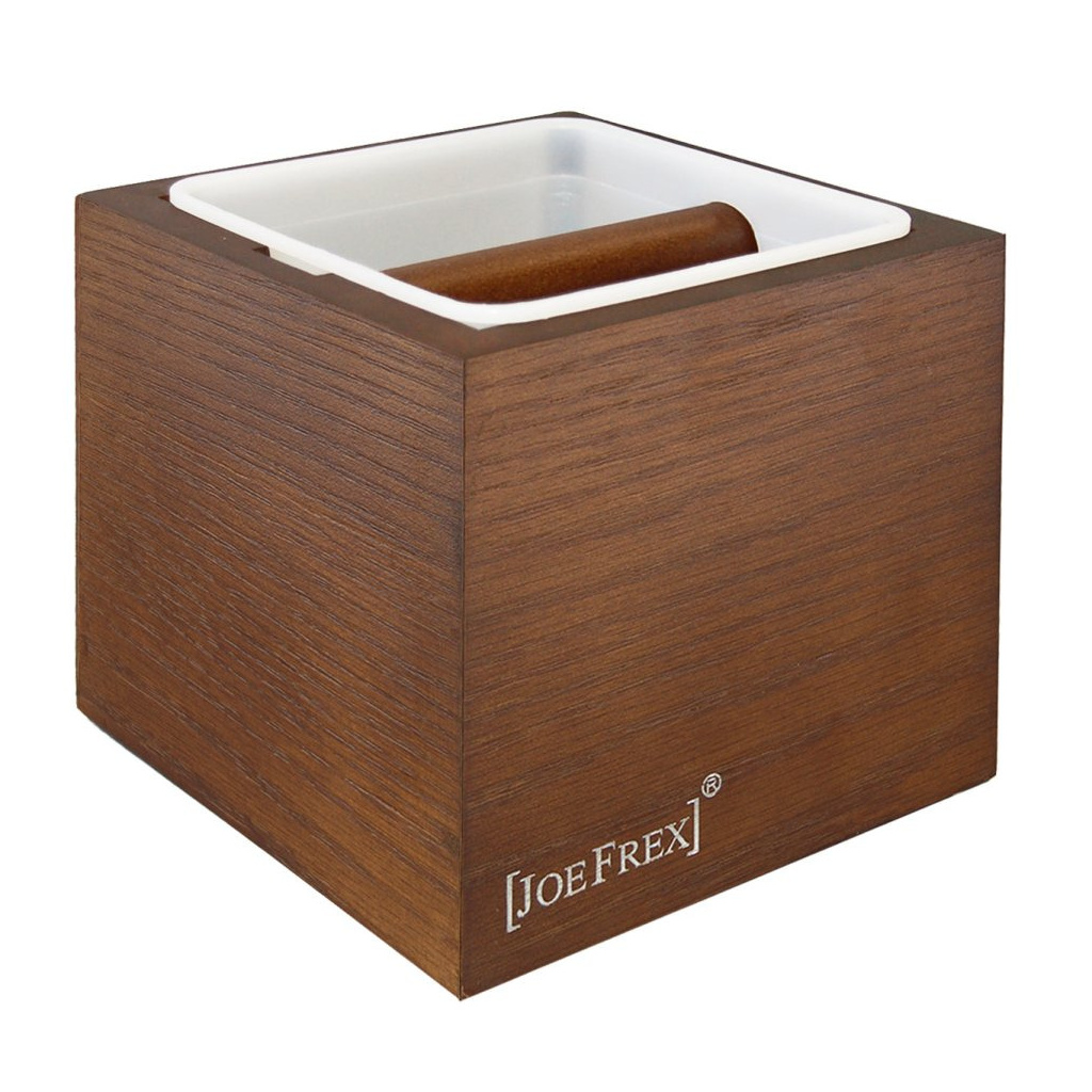 Dřevěný odklepávač JoeFrex Classic, celkový pohled Dřevěný odklepávač JoeFrex Classic, celkový pohled