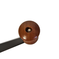 Rukojeť kličky Hario MMR-2 v detailu v detailním záběru