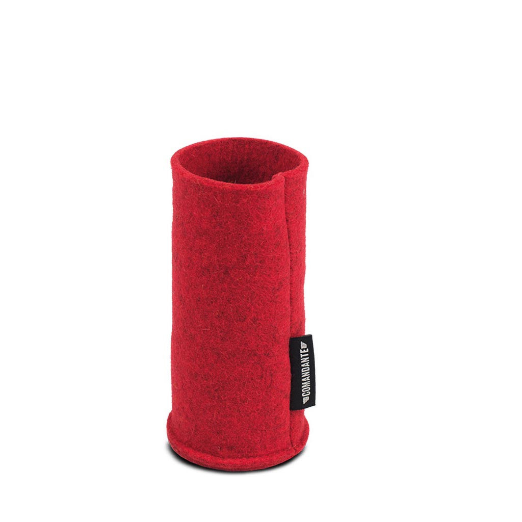 Plstěný obal Comandante C40 v odstínu Tomato, celkově