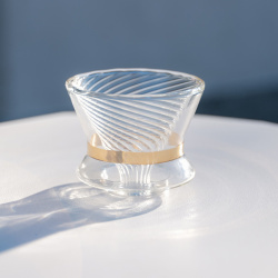 Dripper Brewista Tornado Duo při překapávání kávy