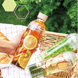 Láhev Leaf InFusion ze šikmého úhlu, detail provedení