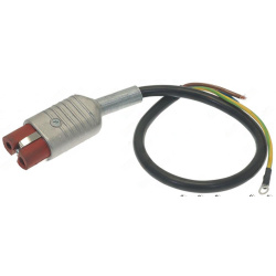 Kabel s kulatým kovovým konektorem a černým vodičem, na konci odizolované barevné žíly
