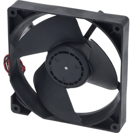 Axiální ventilátor v černém plastovém rámu s kabelem