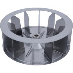Oběžné kolo ventilátoru z kovu: nahoře disk s otvory, po obvodu lopatky