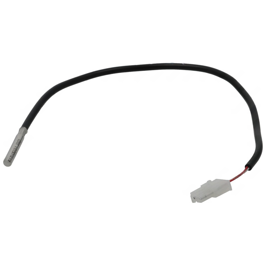 Tenký kovový hrot teplotní sondy a černý kabel končící konektorem