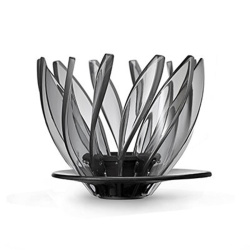 Kouřově černý rozebíratelný překapávač Hario V60 Suiren 02, celkový pohled