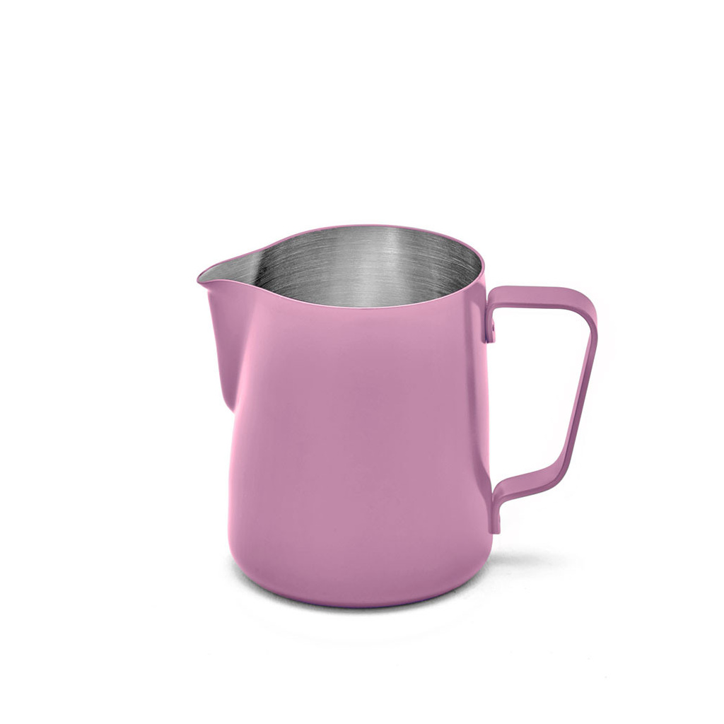 Konvička na mléko Rhinowares Classic 450 ml v odstínu Pink Marshmallow, celkový pohled Konvička na mléko Rhinowares Classic 450 ml v odstínu Pink Marshmallow, celkový pohled