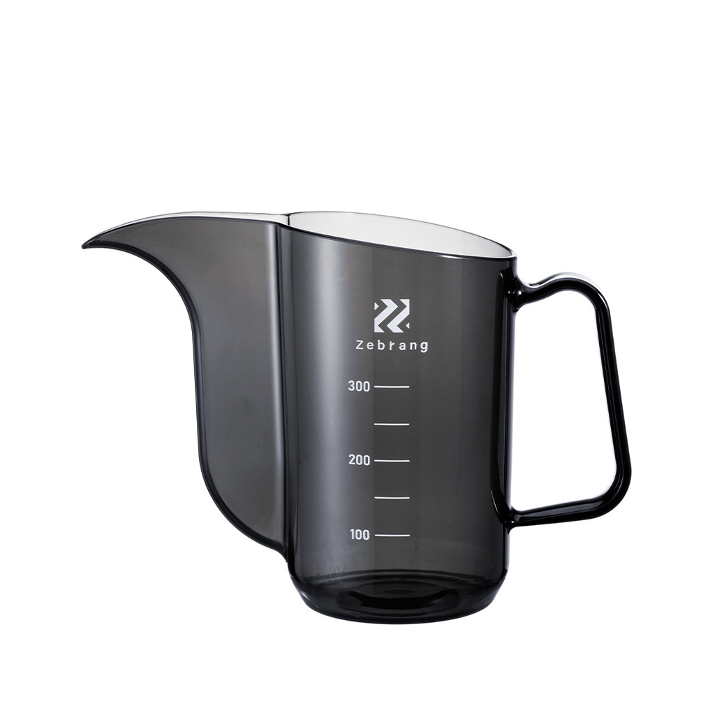Outdoorová konvice Hario Zebrang na zalévání o objemu 350 ml, celkový pohled