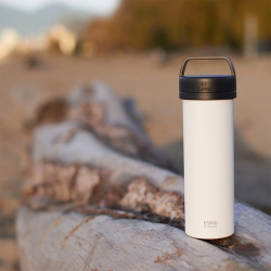 Křídově bílý lis Espro P0 Ultralight zboku, celý pohled