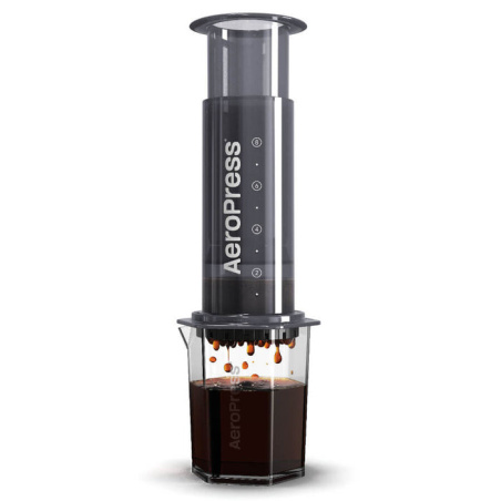 Kávovar AeroPress XL v celkovém pohledu zepředu