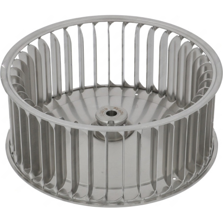Ventilátor s hliníkovým lopatkovým kolem a středovým nábojem s otvorem pro hřídel