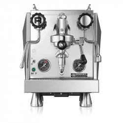 Domácí pákový kávovar Rocket Espresso Giotto Cronometro R s dobou nahřátí 25 minut.