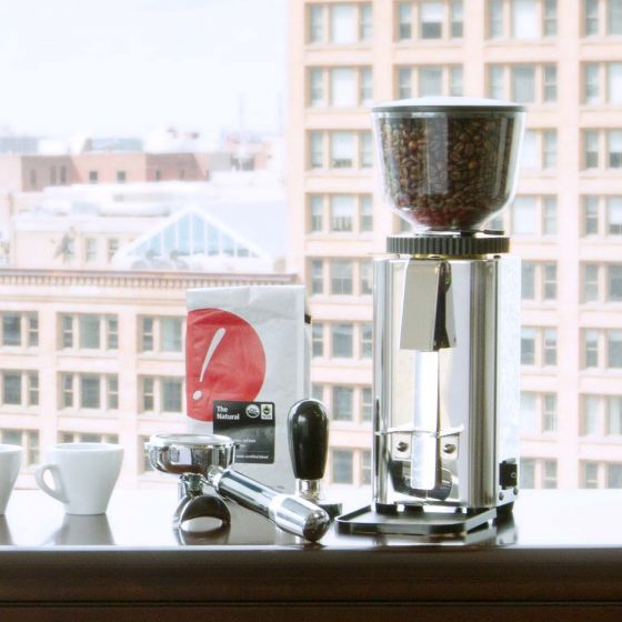 Mlýnek ECM C - Manuale 54 s portafiltrem a tamperem