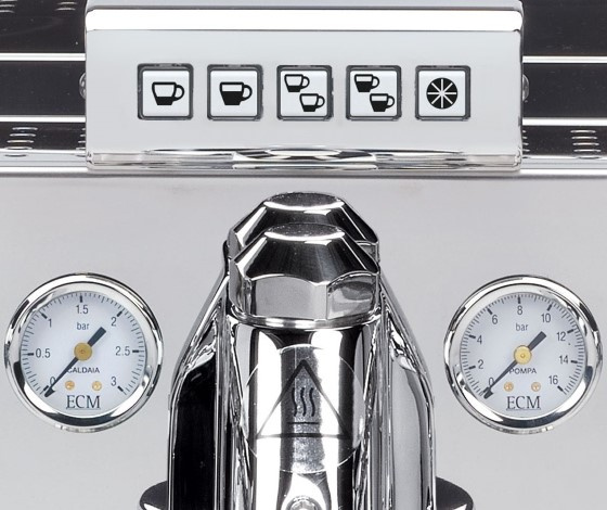 Detaily tlačítek na kávovaru ECM Elektronika II Profi