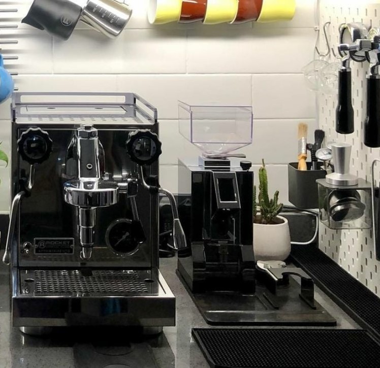 Kávomlýnek Eureka Mignon Perfetto.