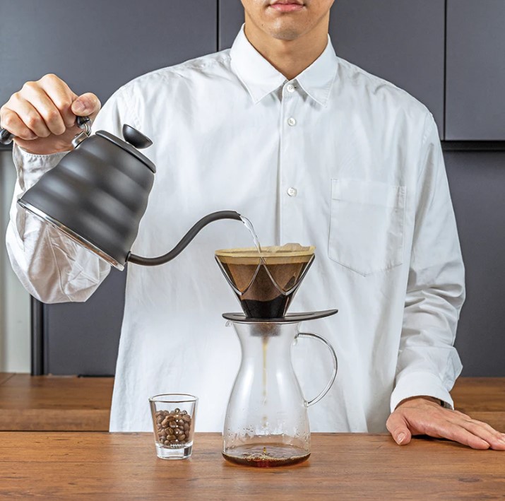 Hario V60 One Pour Dripper Mugen černý | Lázeňská káva
