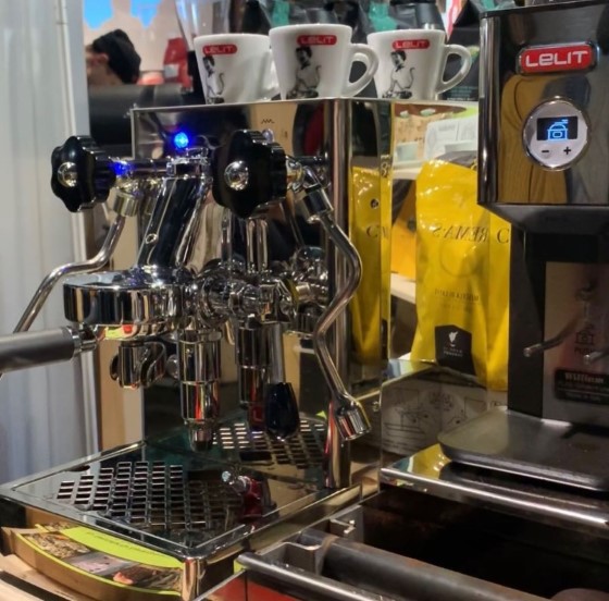 stříbrný kávovar Lelit Mara PL62T 