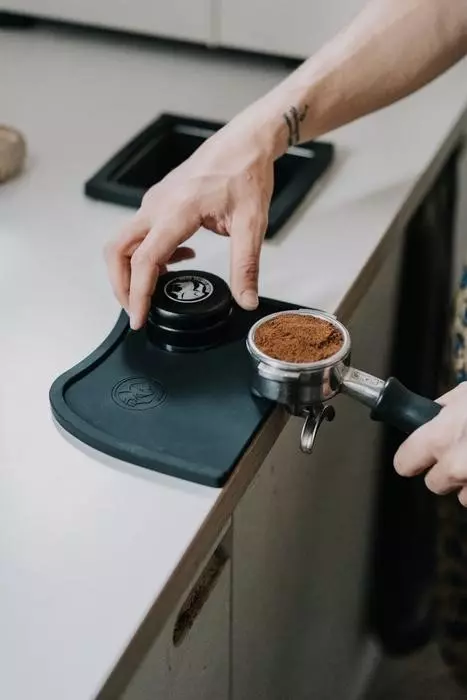 Rhinowares gumová podložka rohová | Lázeňská káva