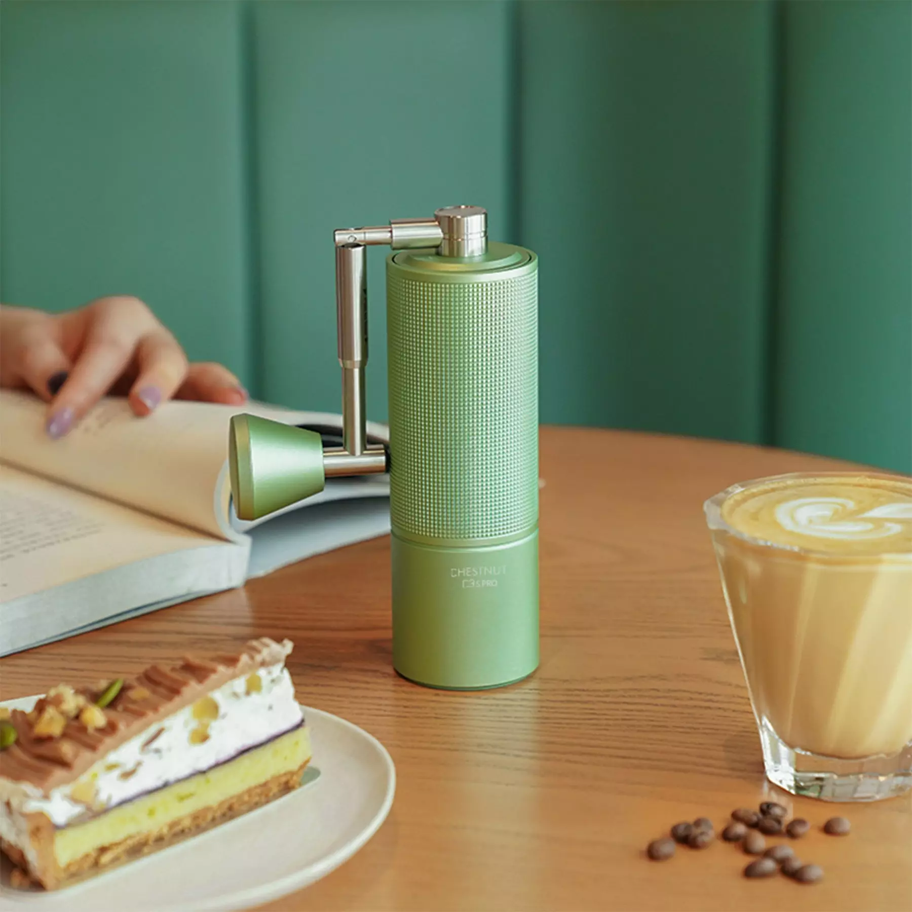 Timemore C3S PRO zelený – ruční mlýnek na kávu | Lázeňská káva