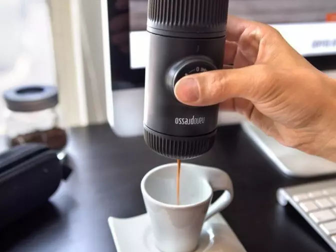 Wacaco Nanopresso šedé + pevný obal | Lázeňská káva