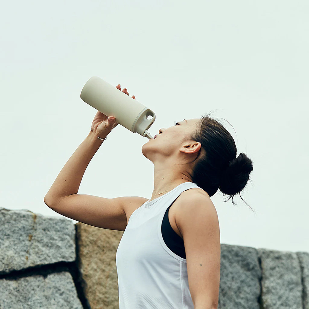 Kinto Active termoska bílá 600 ml | Lázeňská káva